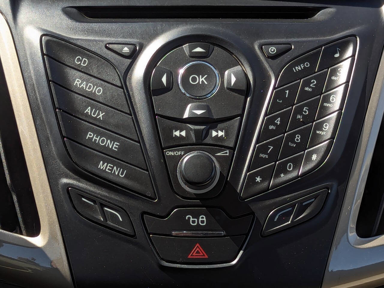 Used 2012 Ford Focus SEL FWD image 20