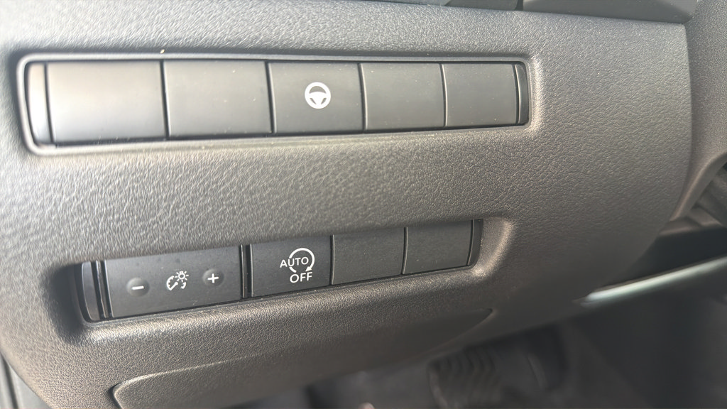 Certified 2023 Nissan Rogue SV AWD/4WD image 20