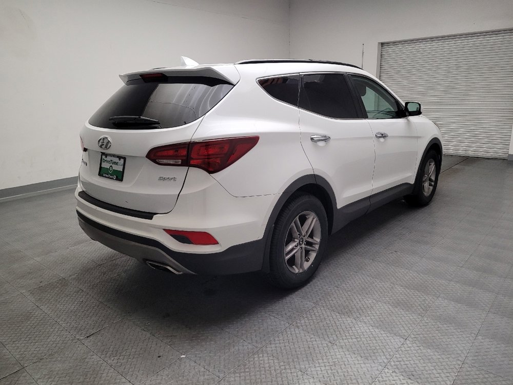Used 2018 Hyundai Santa Fe Sport w/ 2.4L Value Package 02 FWD image 9