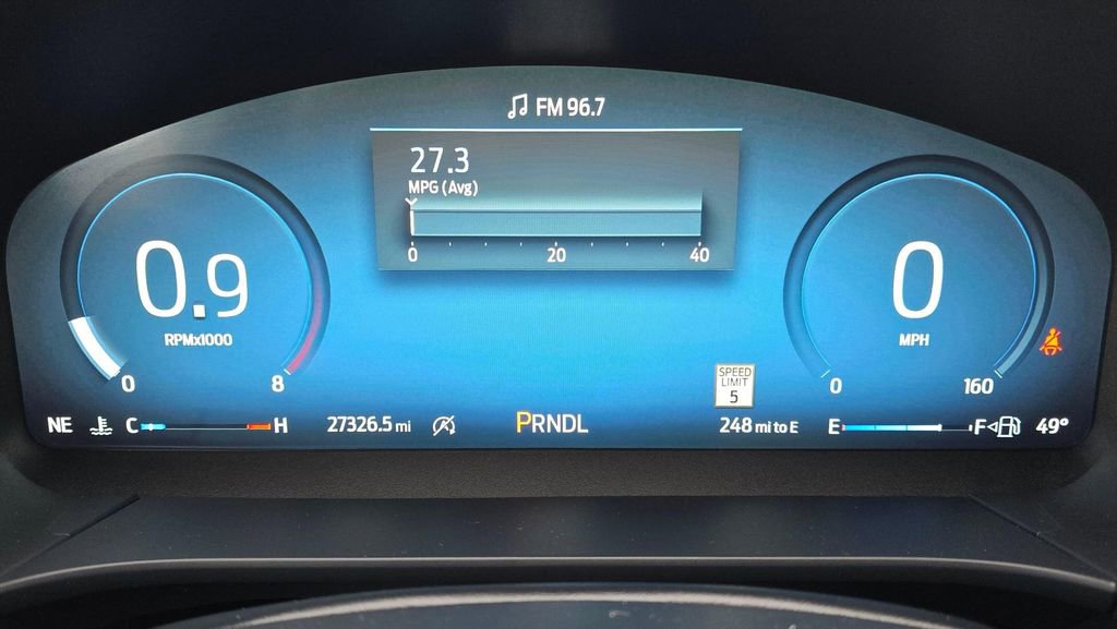 Used 2025 Ford Escape Platinum image 28