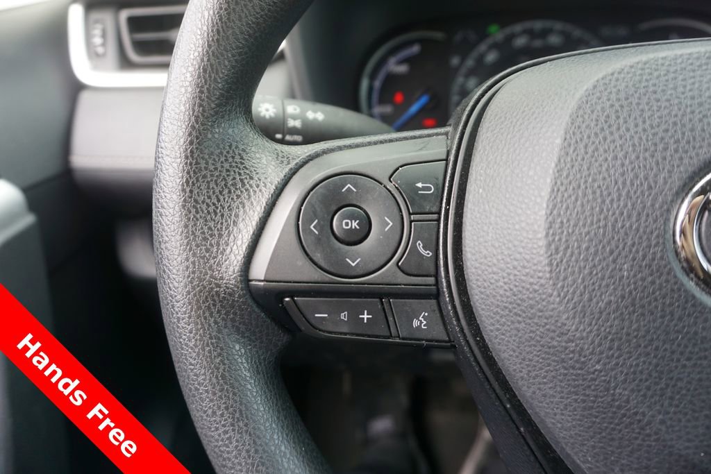 Used 2023 Toyota RAV4 XLE image 4