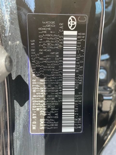 Used 2025 Toyota Corolla LE FWD image 34