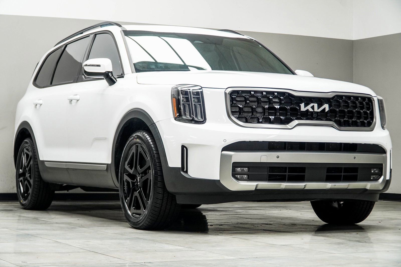 Used 2023 Kia Telluride SX Prestige X-Line image 5