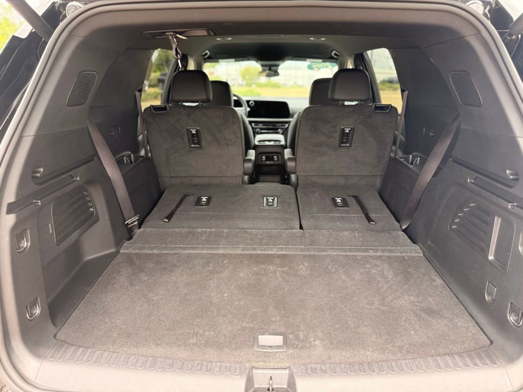 Certified 2025 Chevrolet Traverse LT image 24