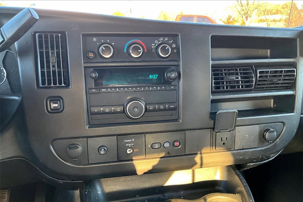 Used 2022 Chevrolet Express 2500 Extended w/ Driver Convenience Package image 28