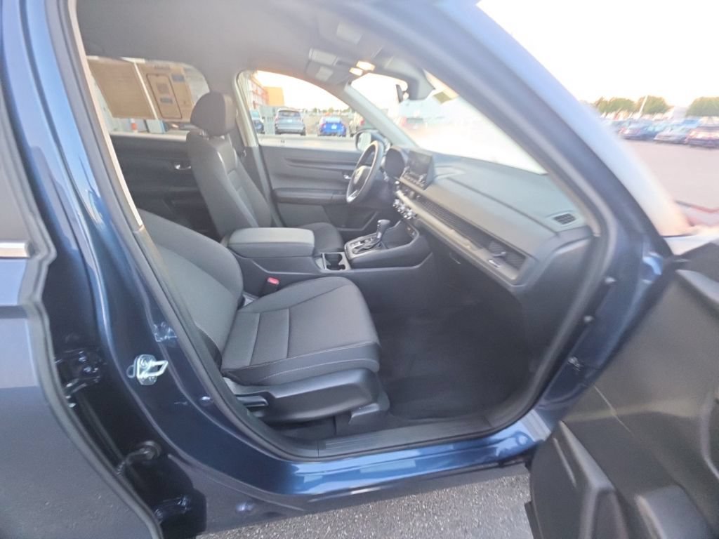 Certified 2025 Honda CR-V LX image 32