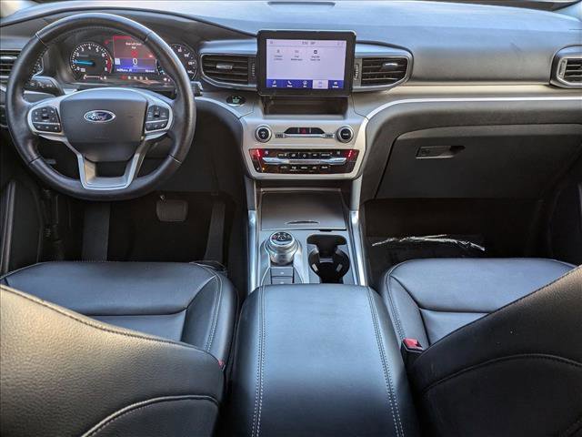 Used 2021 Ford Explorer XLT w/ Equipment Group 202A image 18