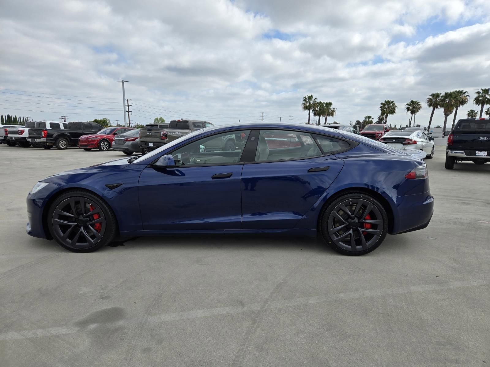 Used 2021 Tesla Model S Plaid image 7