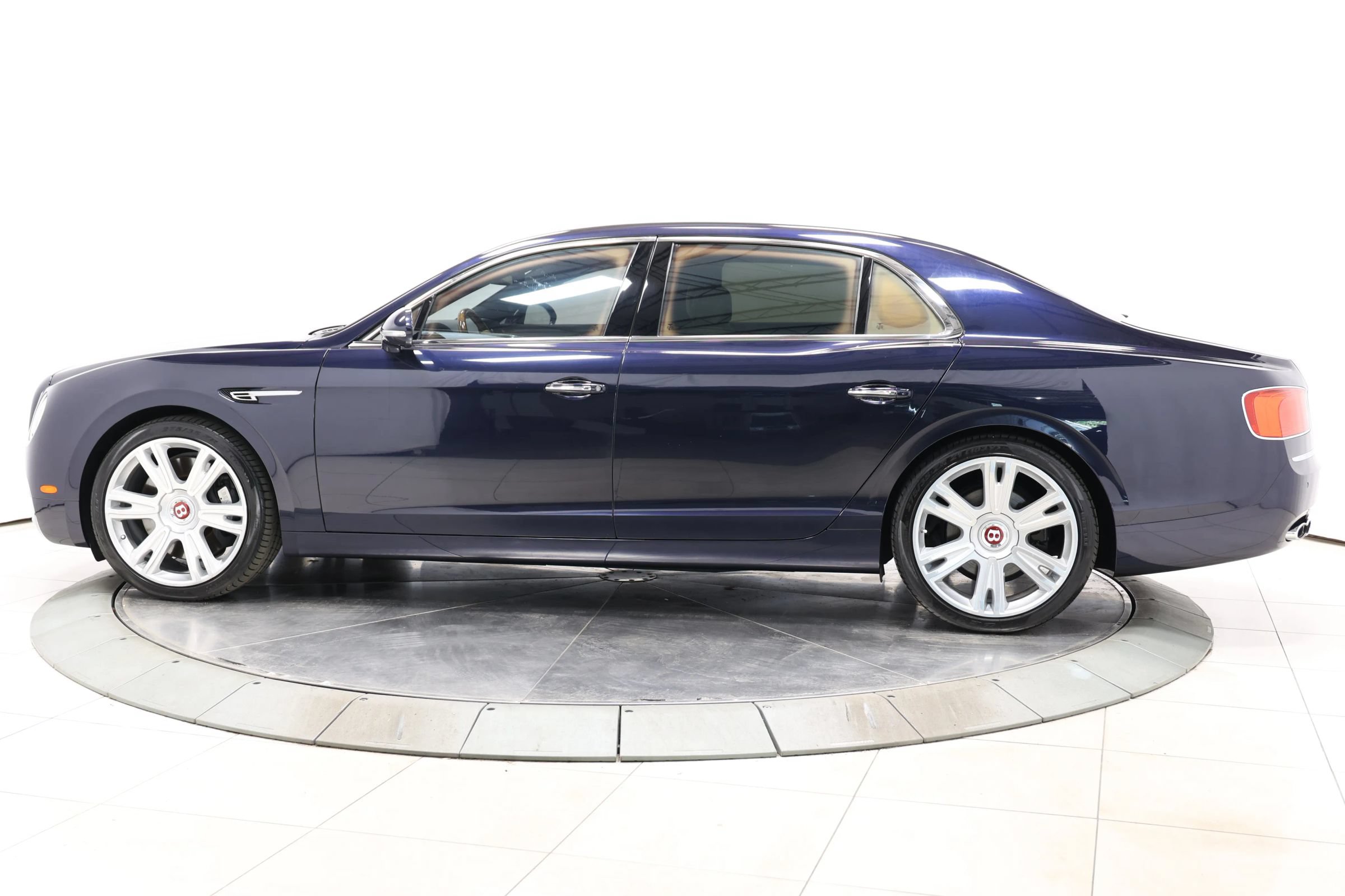 Used 2015 Bentley Flying Spur V8 AWD/4WD image 8