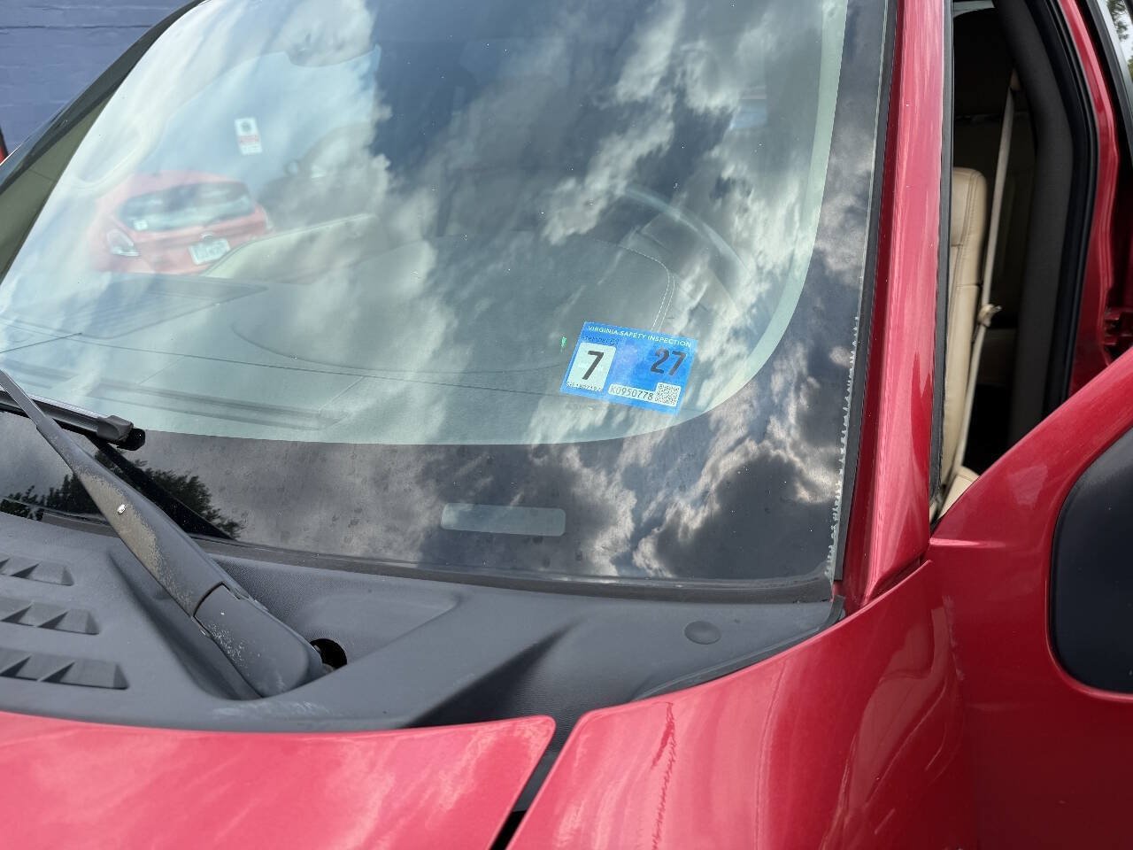 Used 2011 Ford F150 Lariat w/ Lariat Chrome Pkg AWD/4WD image 10