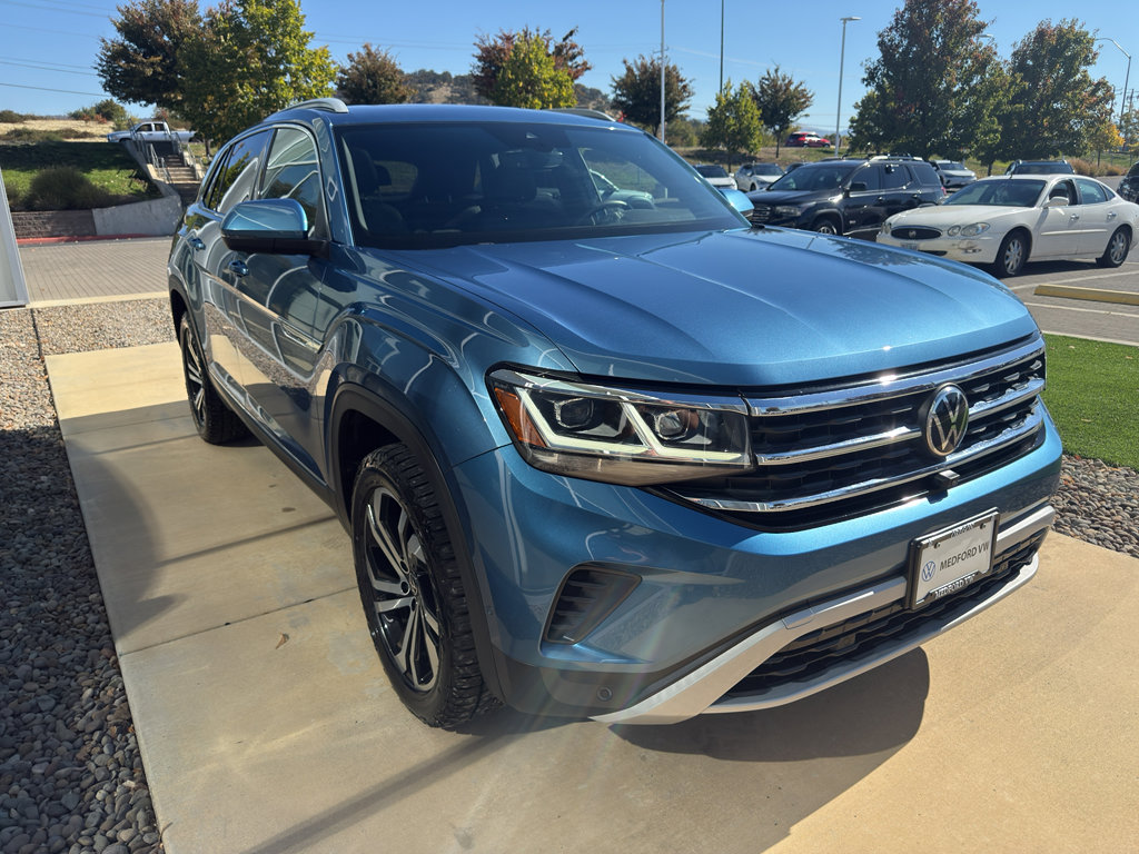 Used 2020 Volkswagen Atlas Cross Sport SEL Premium image 3