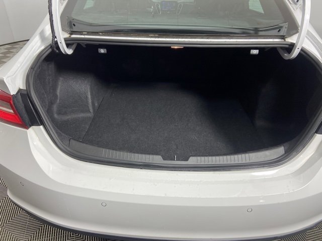 Used 2024 Chevrolet Malibu LT image 10