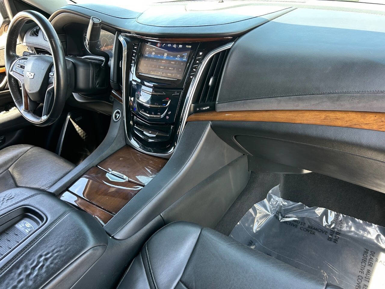 Used 2017 Cadillac Escalade ESV Premium Luxury RWD image 13
