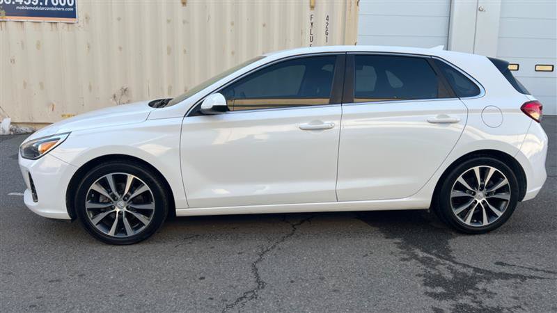 Used 2018 Hyundai Elantra GT FWD image 5