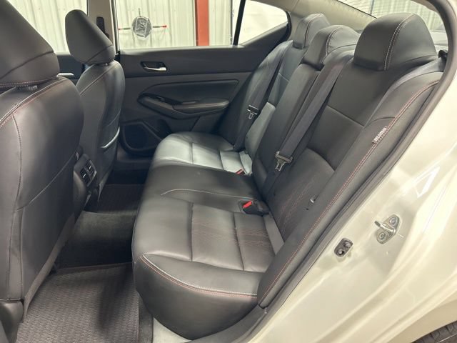 Used 2023 Nissan Altima 2.0 SR FWD image 18