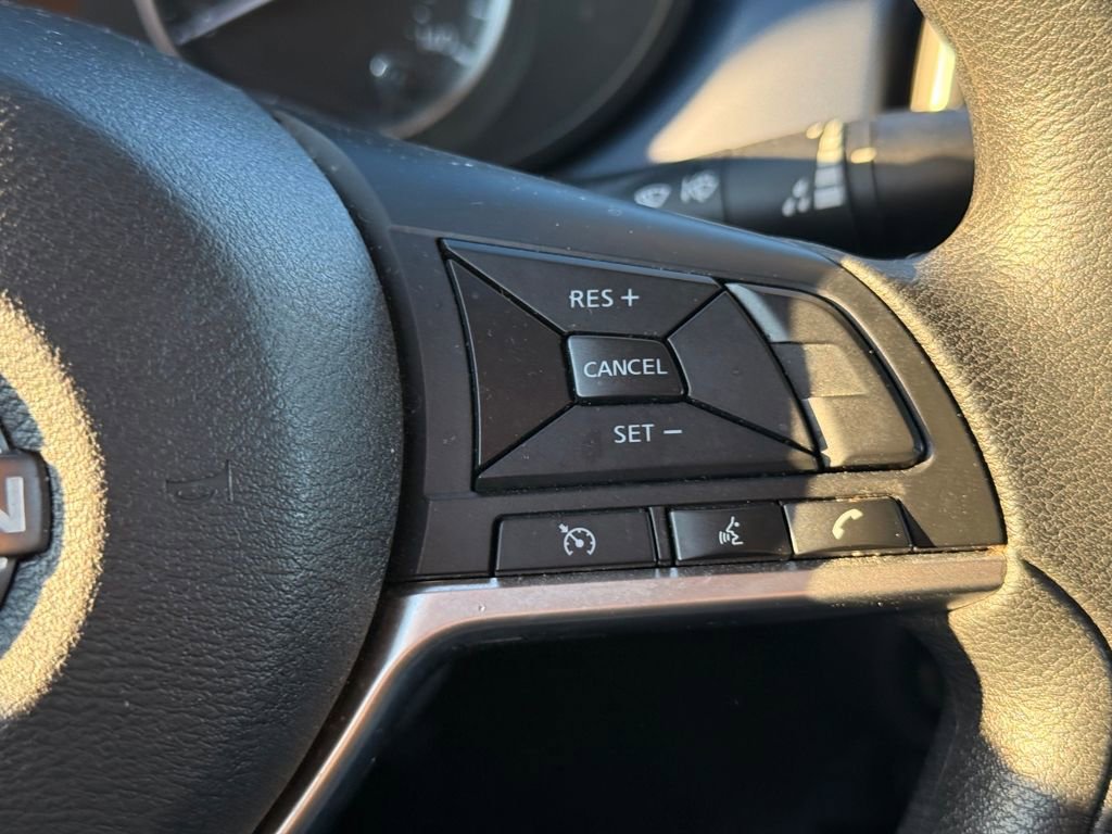 Used 2023 Nissan Versa SV FWD image 29