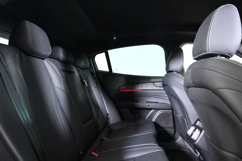 Used 2025 Maserati Grecale GT AWD/4WD image 17