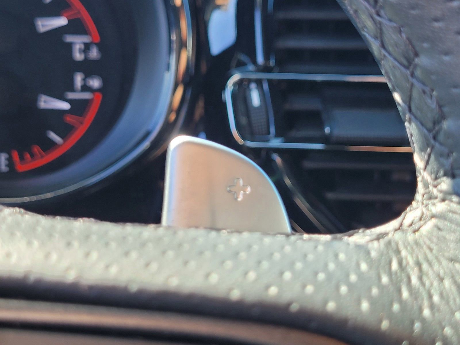 Used 2025 Dodge Durango GT image 28