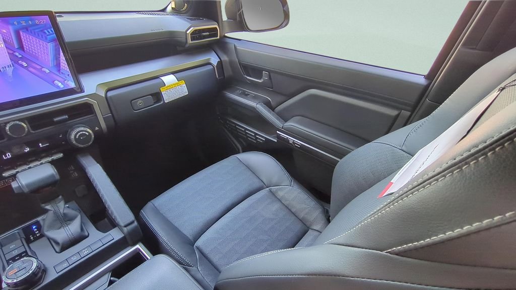 New 2025 Toyota 4Runner TRD Off-Road Premium AWD/4WD image 13