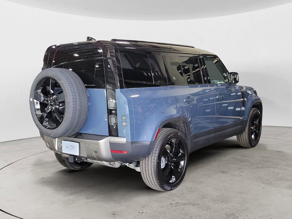 New 2026 Land Rover Defender 110 S image 5