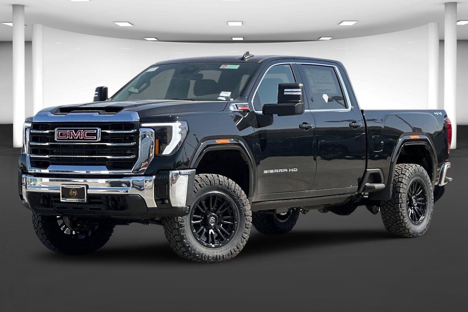 New 2024 GMC Sierra 2500 SLE w/ SLE Convenience Package image 2