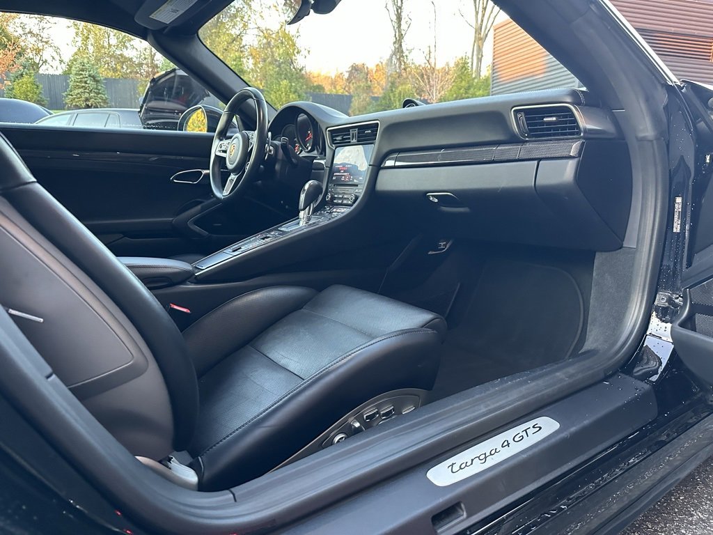 Certified 2019 Porsche 911 Targa 4 GTS image 20