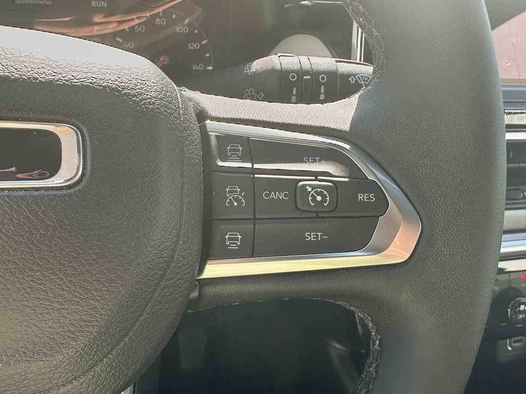 Used 2024 Jeep Compass Limited AWD/4WD image 31