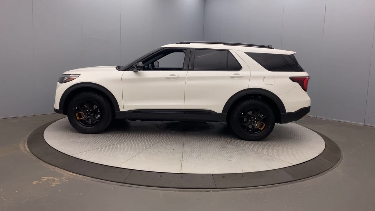 New 2026 Ford Explorer Tremor w/ Tremor Ultimate Package AWD/4WD image 2