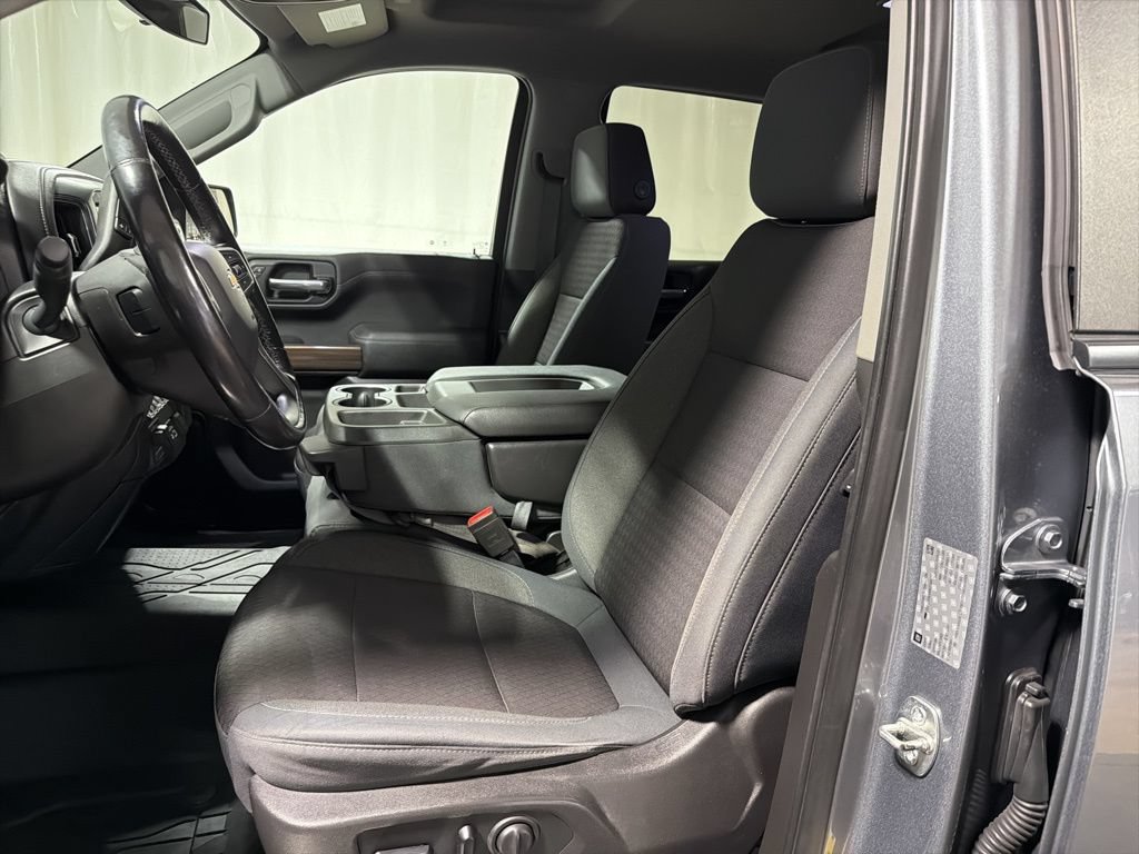 Used 2019 Chevrolet Silverado 1500 LT w/ All-Star Edition AWD/4WD image 5