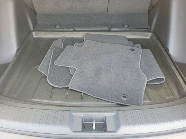 Used 2025 Honda CR-V EX-L image 8