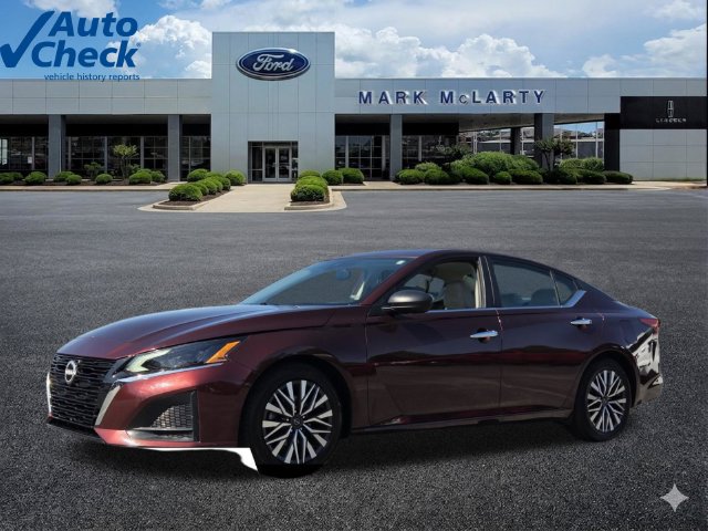 Used 2025 Nissan Altima 2.5 SV