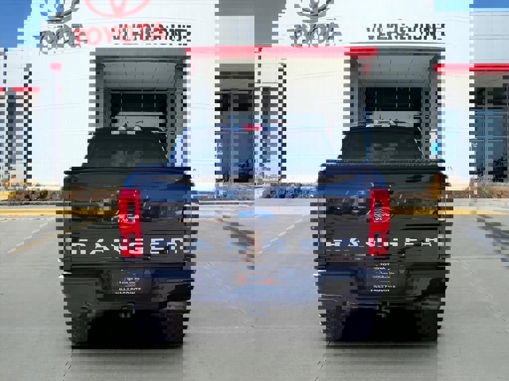 Used 2020 Ford Ranger XLT w/ Trailer Tow Package image 4