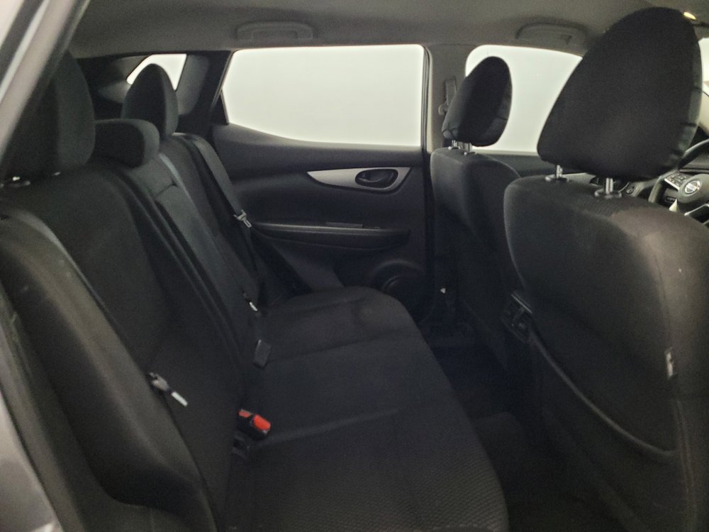 Used 2019 Nissan Rogue Sport S w/ Appearance Package AWD/4WD image 19