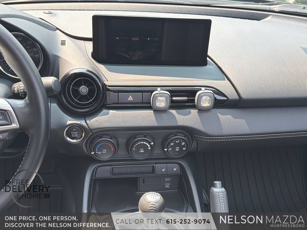 Used 2024 MAZDA MX-5 Miata Club RWD image 26