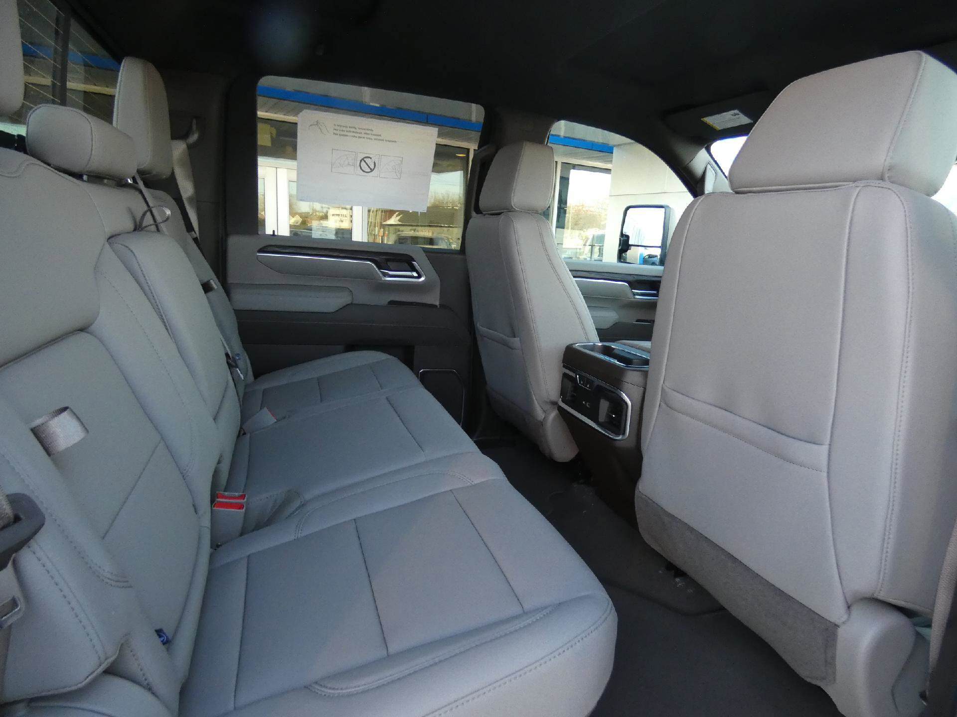 New 2026 GMC Sierra 3500 SLT w/ SLT Premium Package image 16
