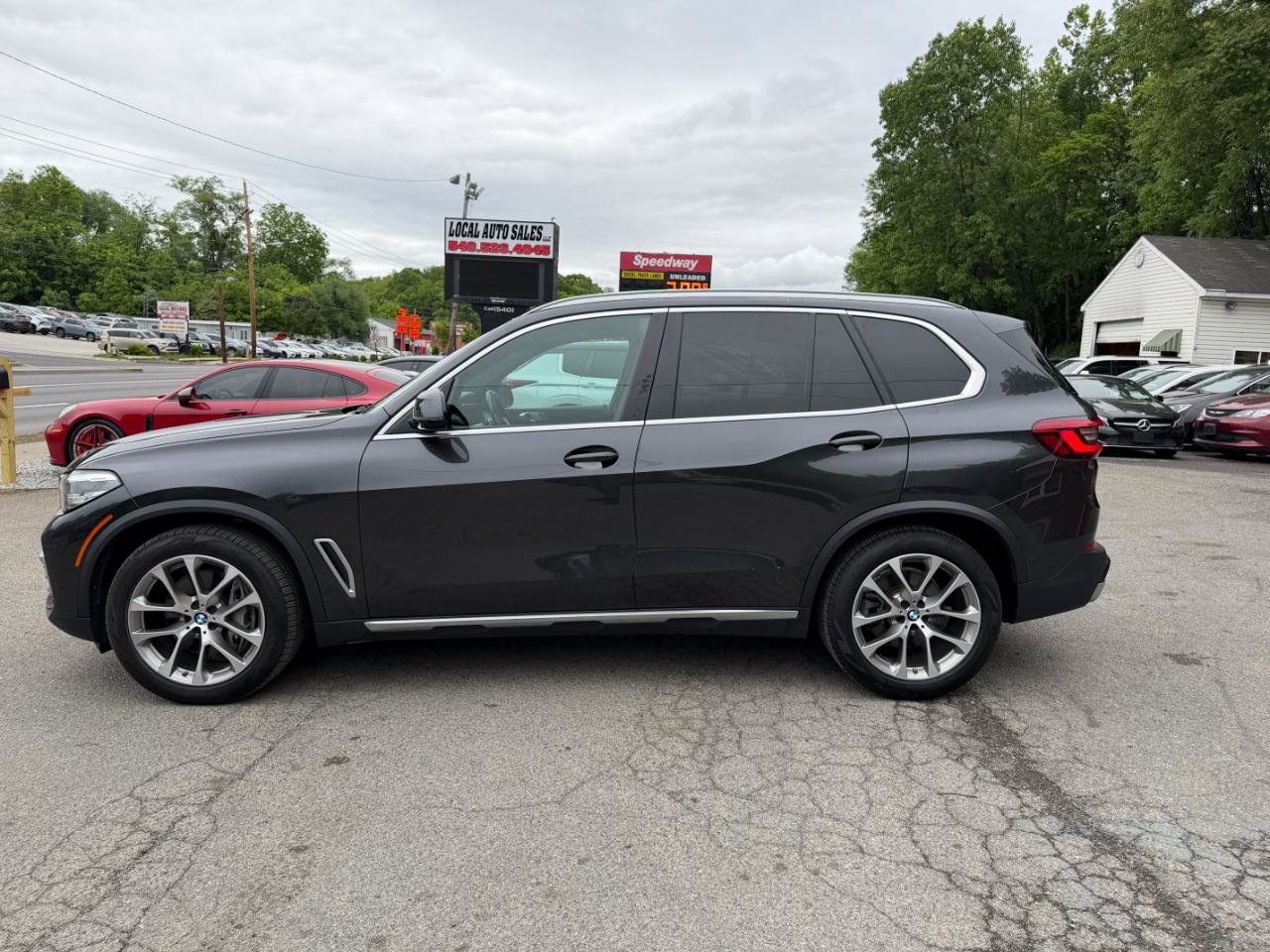 Used 2019 BMW X5 xDrive50i w/ Off-Road Package AWD/4WD image 8