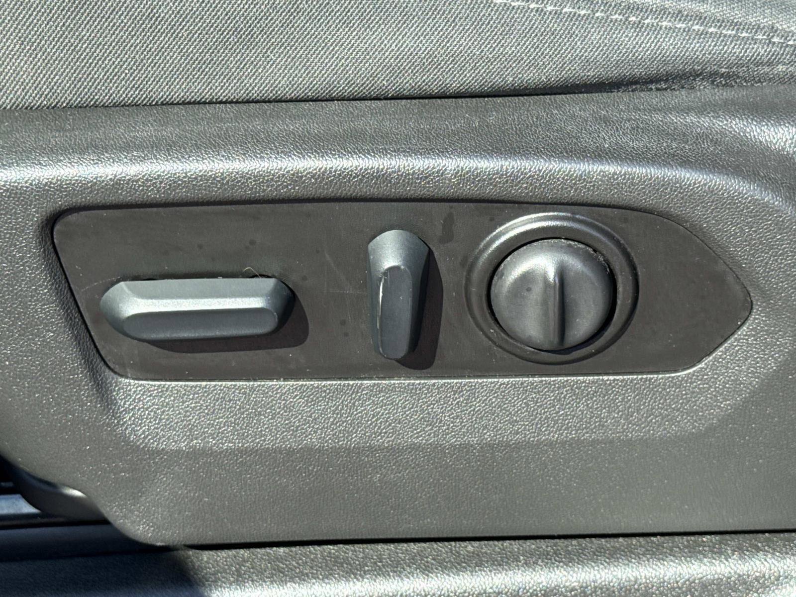 Used 2022 GMC Sierra 1500 Elevation image 14