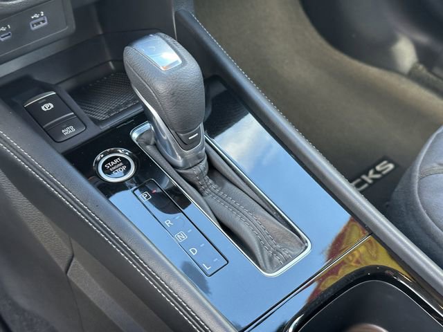 Certified 2024 Nissan Kicks SV image 29