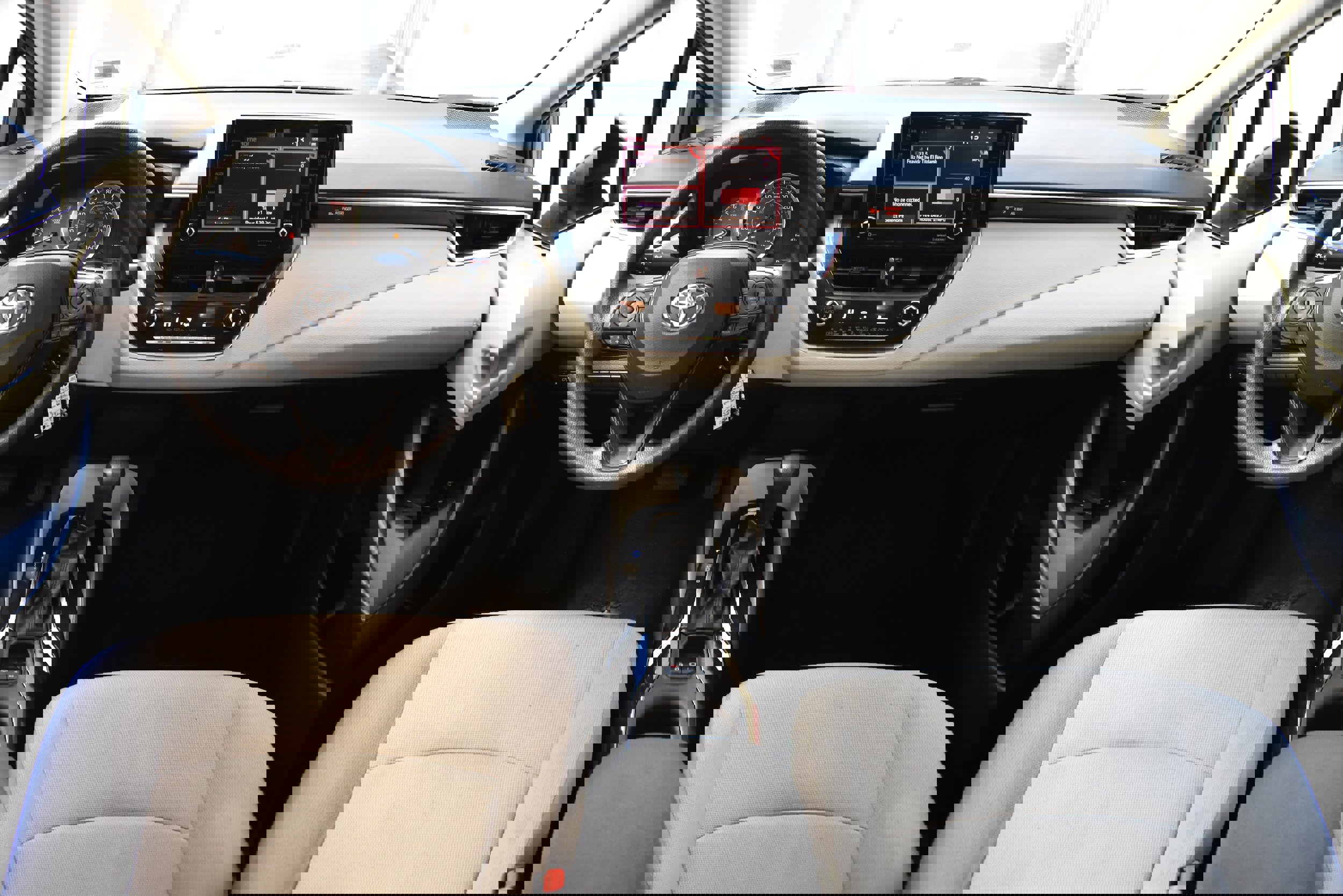 Used 2022 Toyota Corolla LE image 31