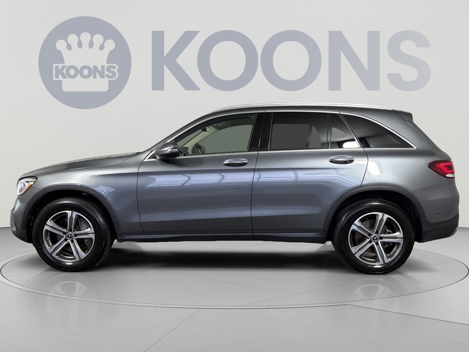Used 2020 Mercedes-Benz GLC 300 4MATIC image 2