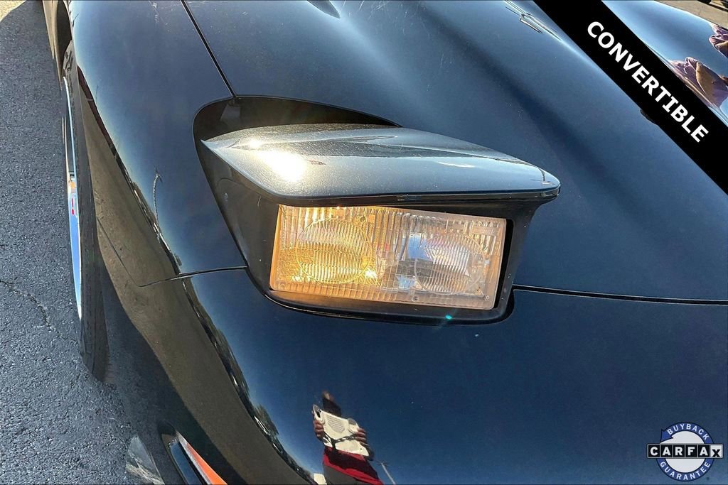 Used 2003 Chevrolet Corvette Base w/ Preferred Equipment Group1 image 23