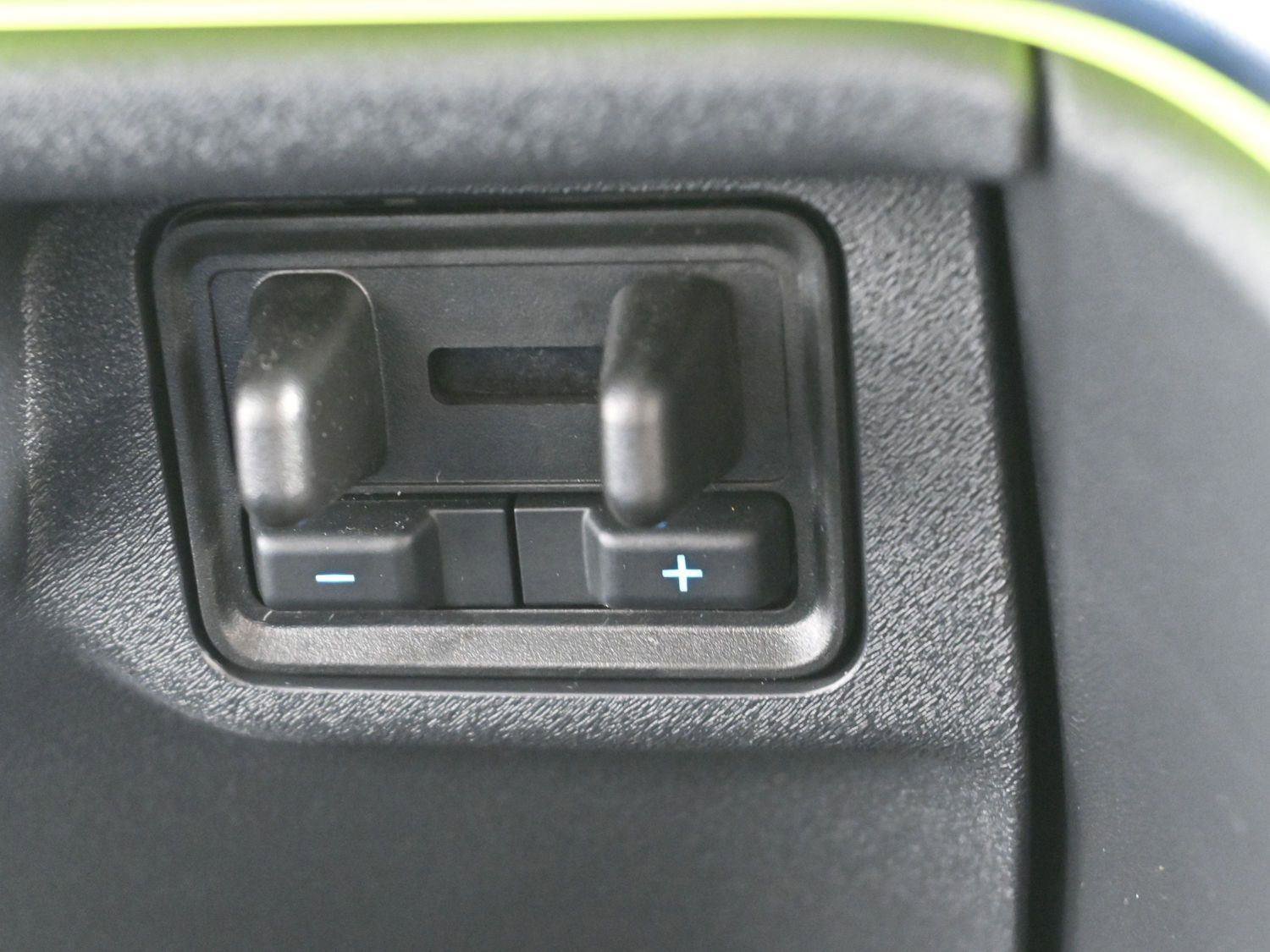 Used 2025 Ford Expedition Platinum w/ Stealth Performance Package image 33