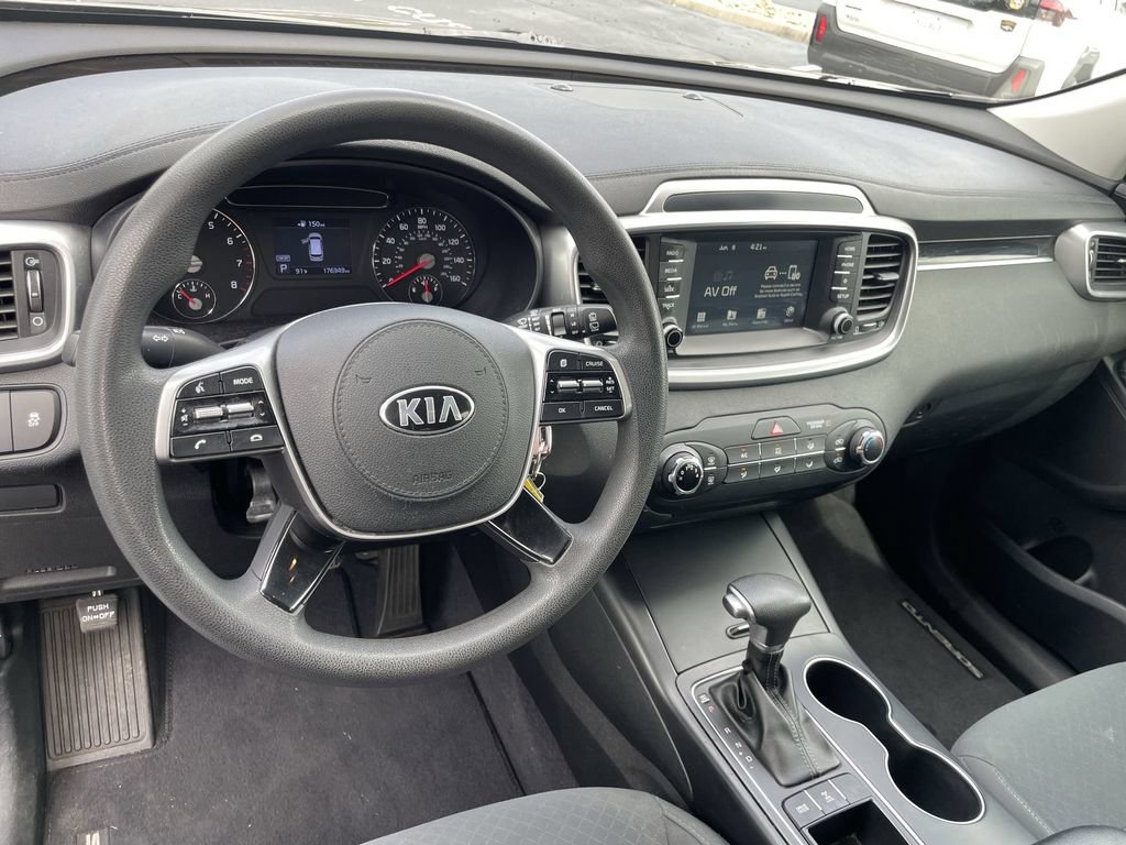 Used 2019 Kia Sorento AWD image 10