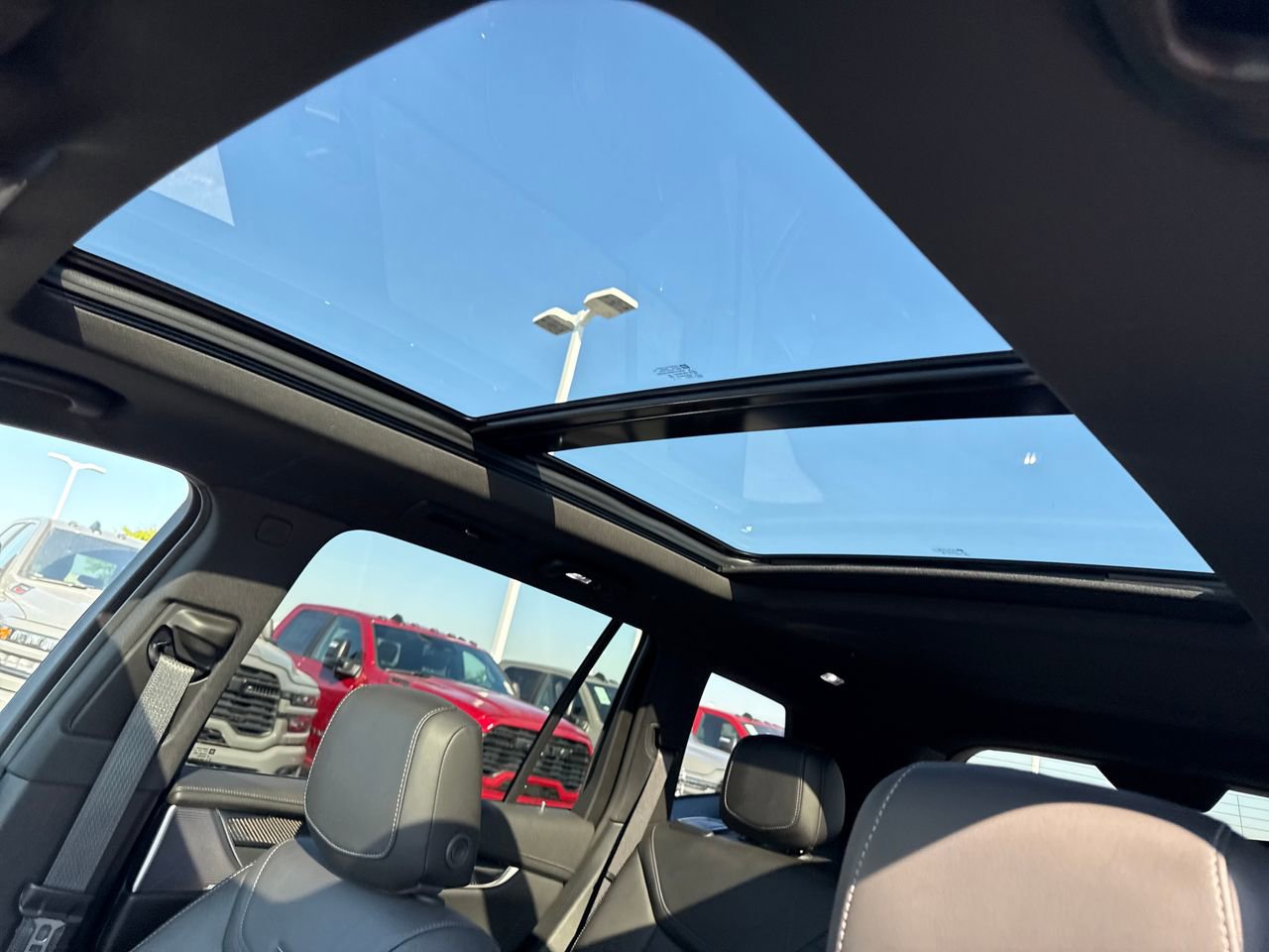 Used 2024 Cadillac XT6 Sport w/ Technology Package image 12