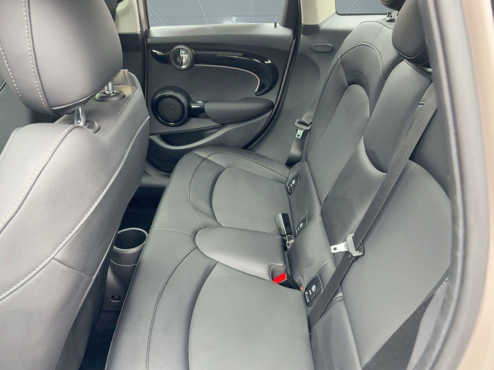 Used 2023 MINI Cooper S image 23