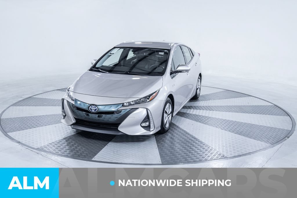 Used 2019 Toyota Prius Prime Advanced FWD image 2