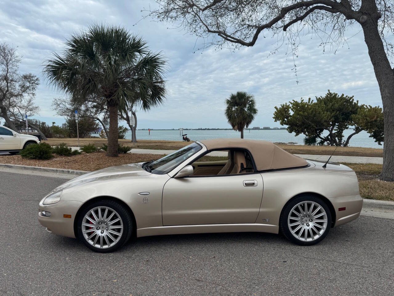 Used 2002 Maserati Spyder Cambiocorsa image 12
