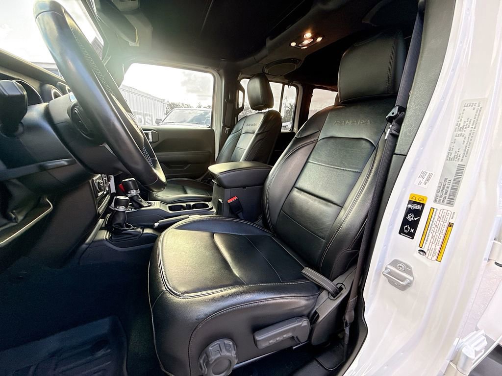 Used 2022 Jeep Wrangler Unlimited Sahara image 23
