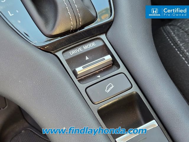 Certified 2025 Honda HR-V LX image 33