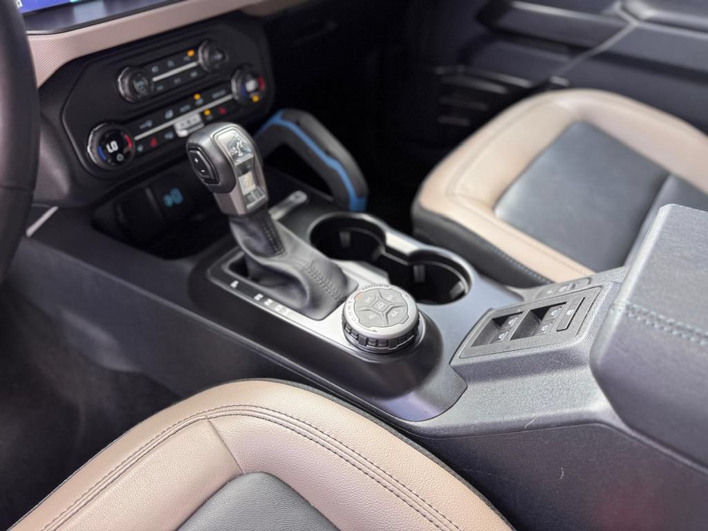 Used 2024 Ford Bronco Wildtrak AWD/4WD image 17